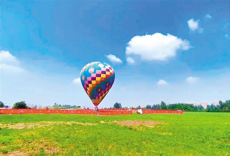 城市“深度游” 发现古城独特魅力